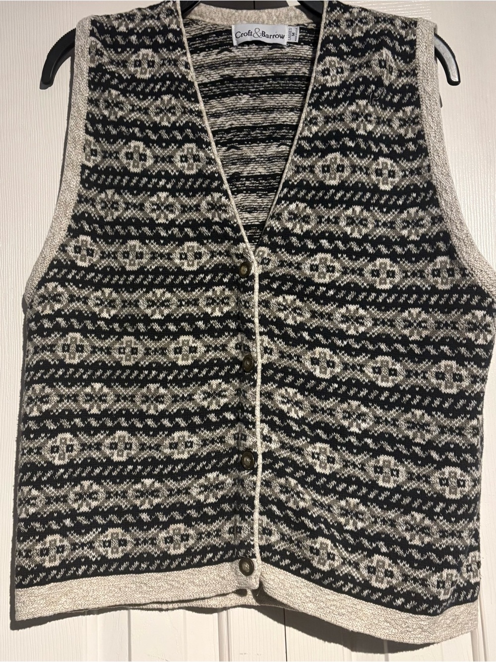 croft & barrow Black and Cream Fair Isle Button-Front Knit Vest